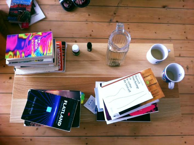 The spring reading club - 